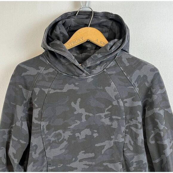 LULULEMON Scuba Pullover Hoodie Womens 8 Gray Incognito Camo Outdoor Running - Picture 6 of 9